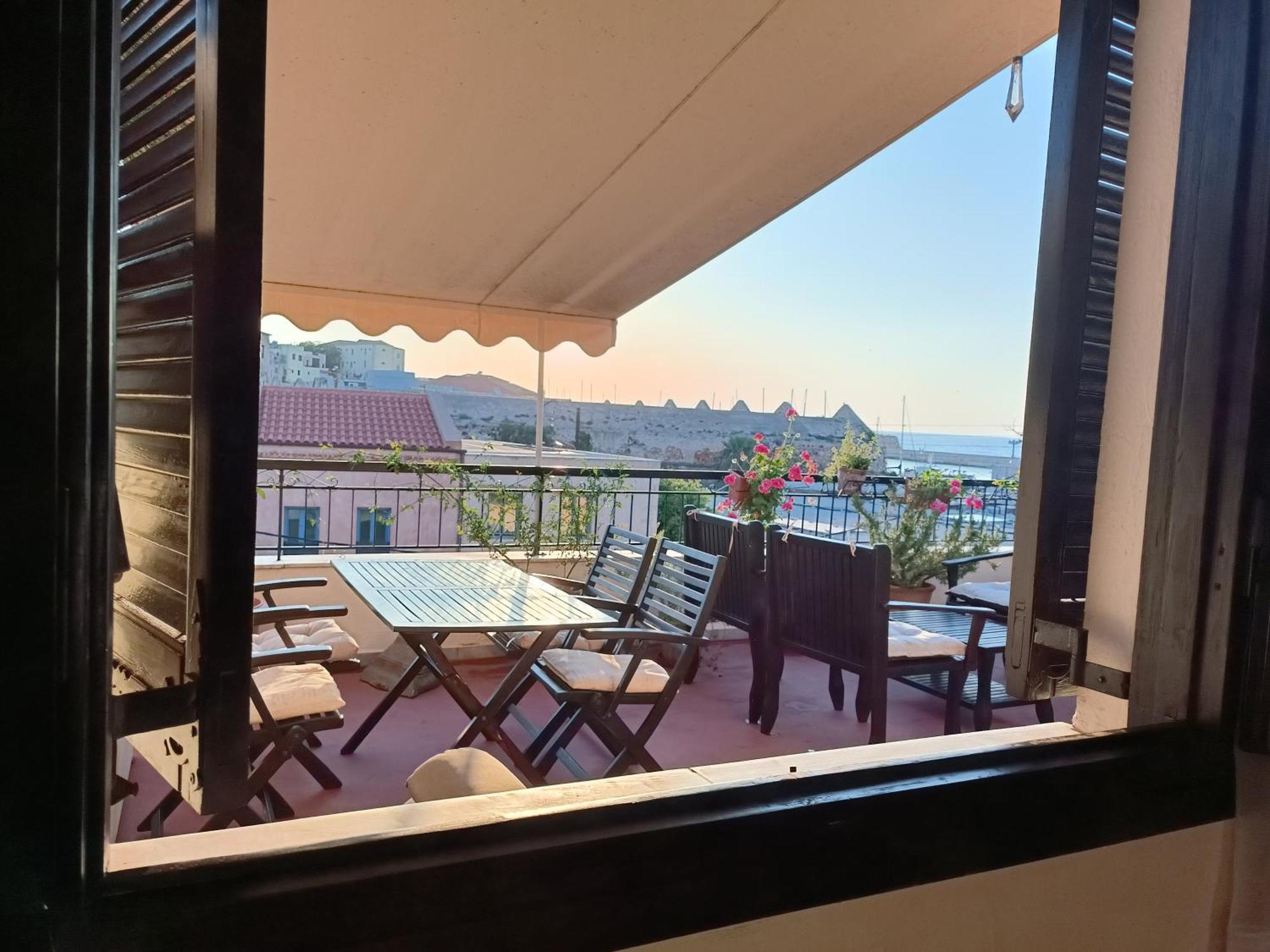 Apartamento Rayon De Soleil La Canea Exterior foto